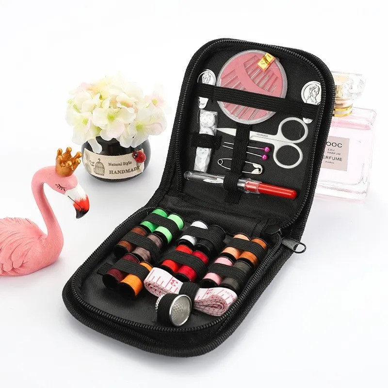 Kit de cusut Set complet cu fire Ace Foarfece Butoane de măsurat bandă și multe altele pentru proiecte de artizanat DIY acasă și