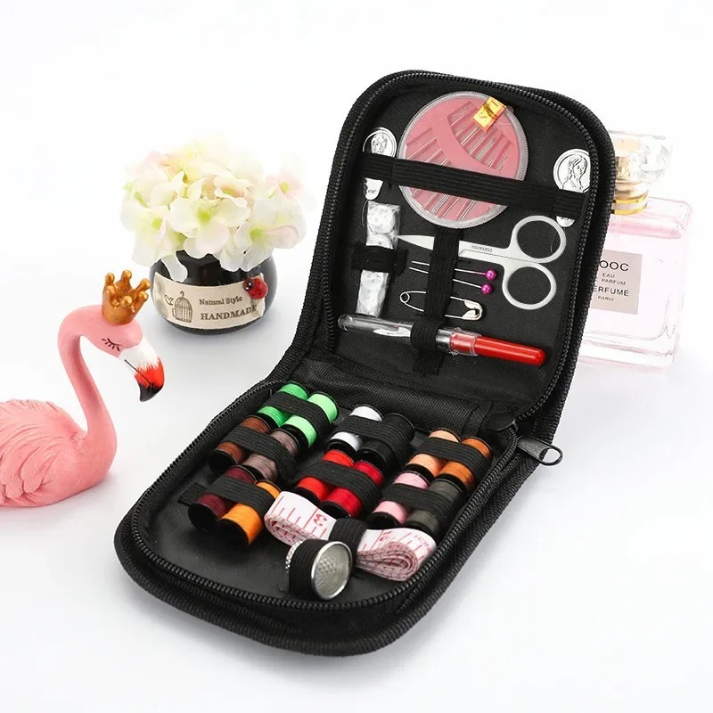 Kit complet de cusut cu fire, ace, foarfece, bandă de măsurare, butoane, portabil, călătorie, broderie, lucru manual, set de ins