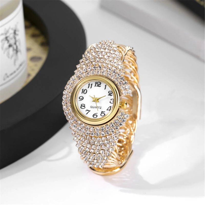 O versiune coreeană a ceasului de damă, la modă și versatil, cu brățară de cuarț cu incrustație de diamante, de lux
